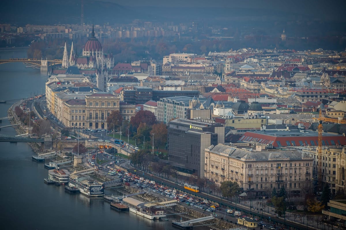 Hungary Allows Vaccinated Russian Tourists Entry