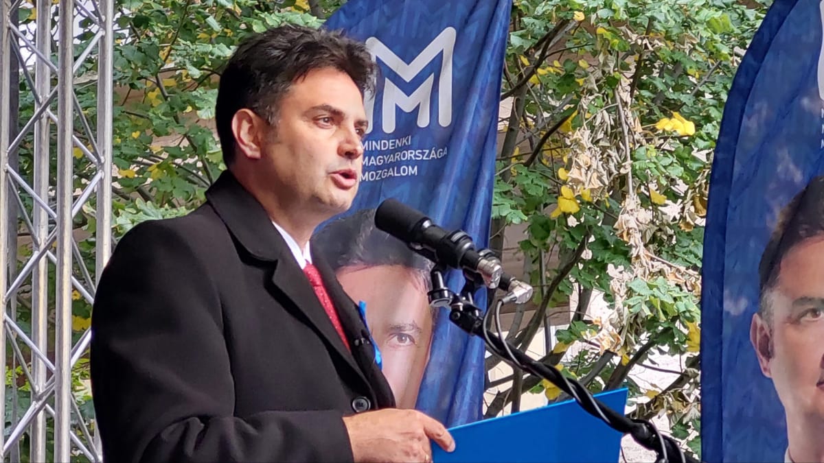 Mayor Peter Marki-Zay wins primary vote to run against PM Orban in spring 2022