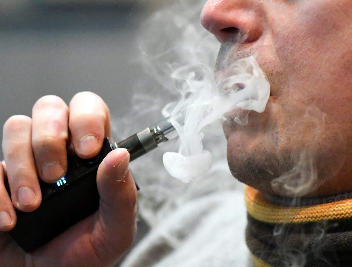 E-cig traders to receive damages for lost earnings