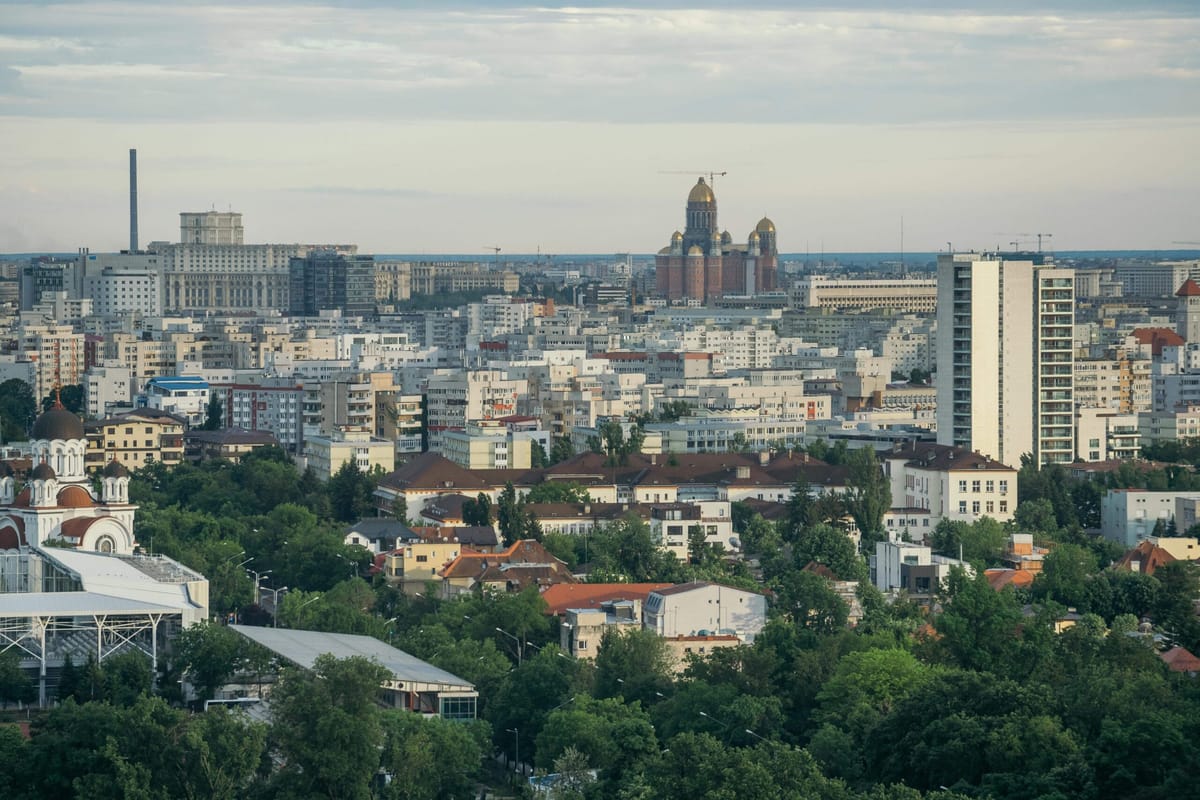 Ex army officer to lead Romania, as MPs put differences aside to face crises