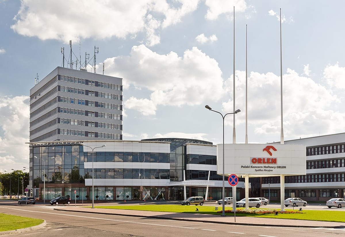 Orlen moves into Hungary, MOL into Poland, in CEE gas market reshuffle