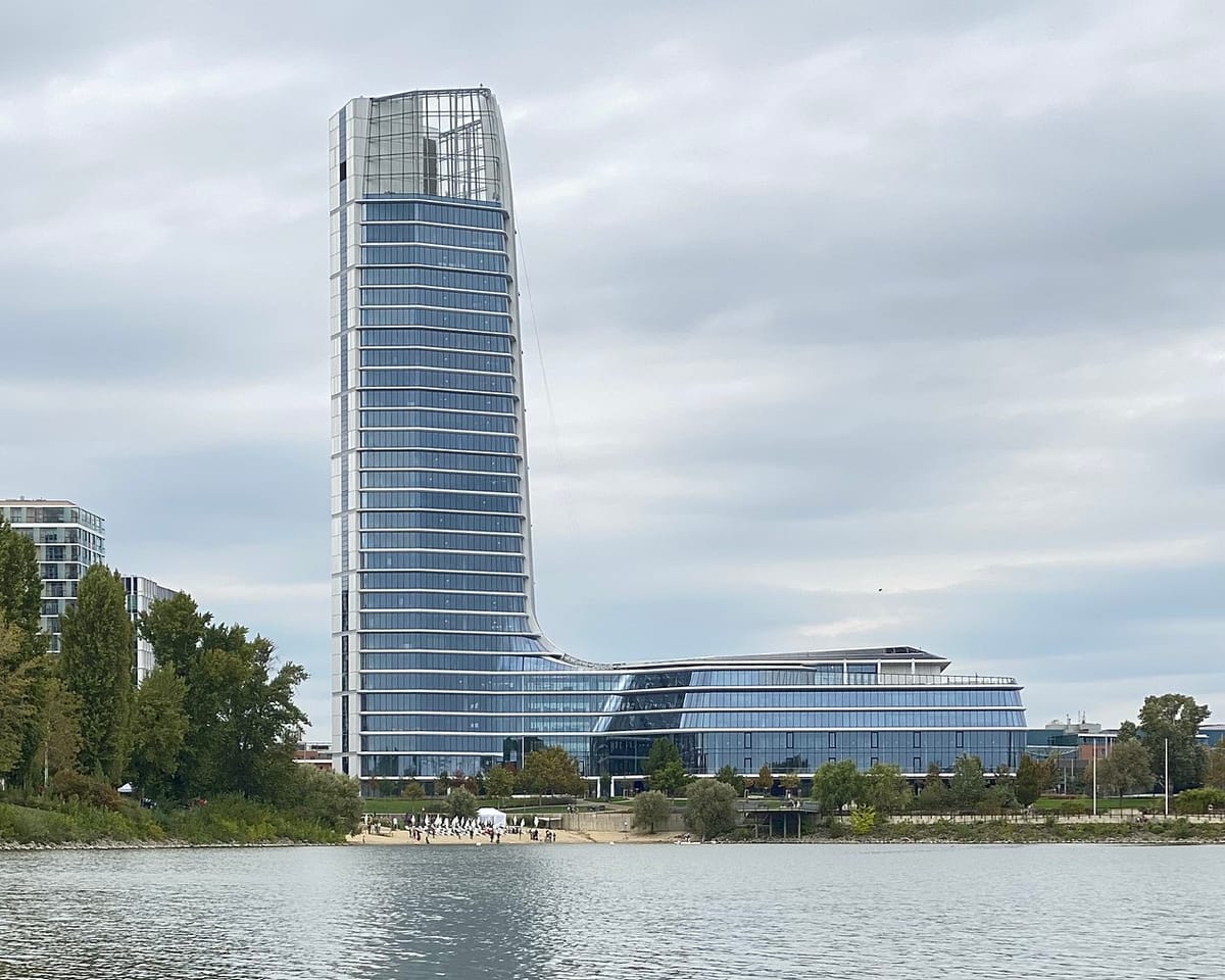 Falling energy prices hit MOL's Q1 figures