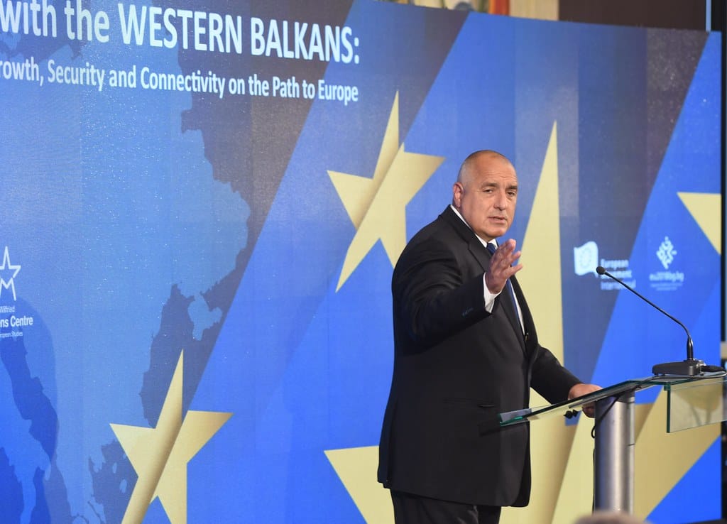 Bulgarian election delivers hung parliament