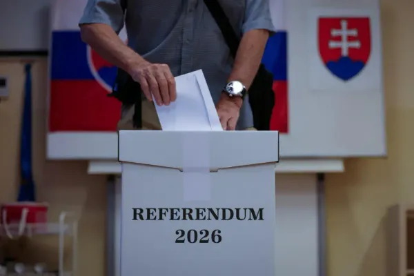 Slovak referendum on Fico's lifetime pension fails amid record-low turnout