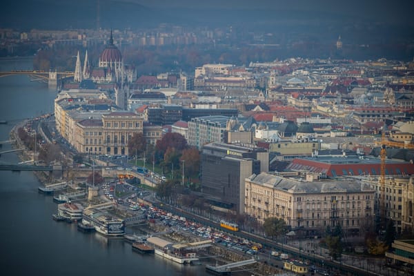 Hungary Allows Vaccinated Russian Tourists Entry