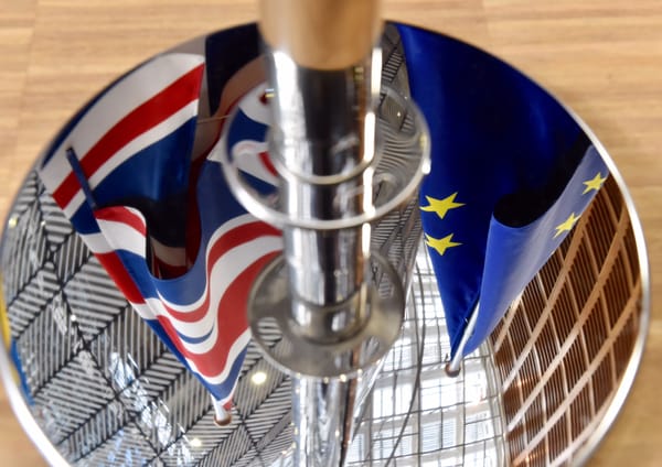 Romanians receive rough justice at UK borders