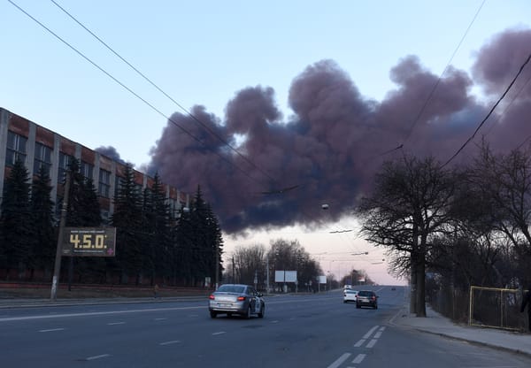 Zelensky open to negotiations with Putin, but says failure could mean "World War 3"