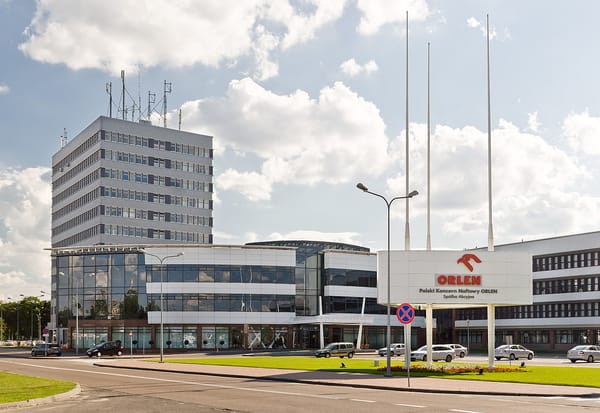 Orlen moves into Hungary, MOL into Poland, in CEE gas market reshuffle