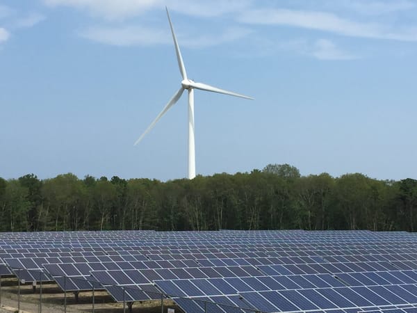 Romania rolls out strategy for solar, wind power