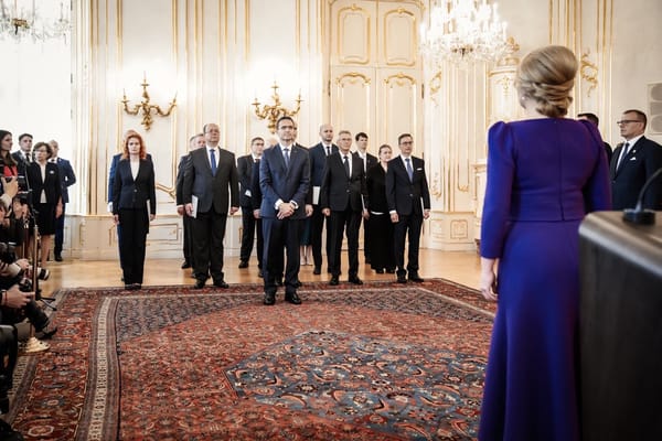 Economist becomes Slovakia's first Hungarian-minority PM