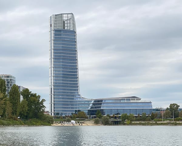 Falling energy prices hit MOL's Q1 figures