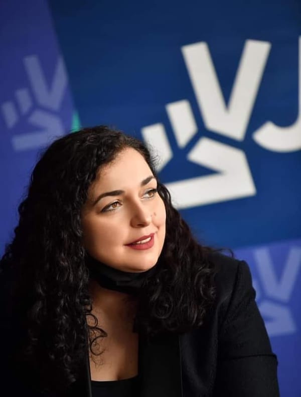 Kosovo president shoved by Skopje airport staff